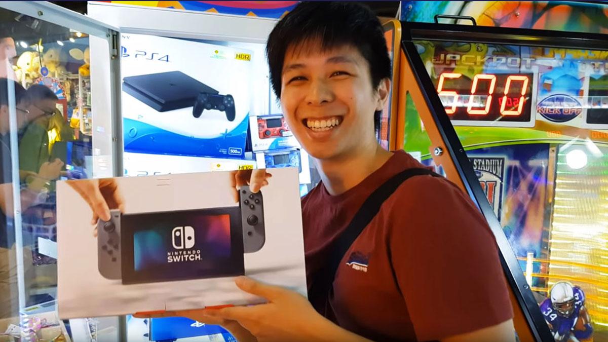 Earning $1,000 a Month Playing Claw Machines